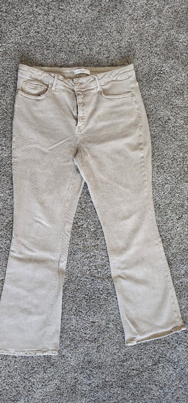 Lovervet by Vervet, Bootcut, Neutral Beige Jeans, 20W